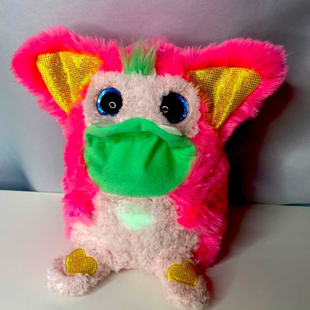 💛💚🩷 TAKARA TOMY | Rizmo Toy Furry | 
Interactive & Evolving